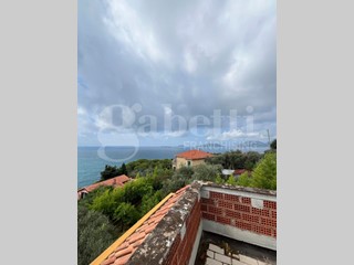 Villa in Vendita a Lerici, 1'200'000&euro;, 260 m²