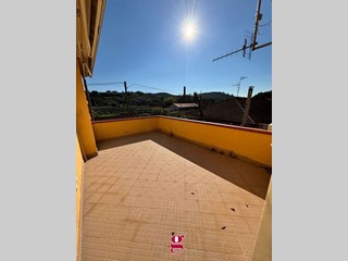 Casa Indipendente in Vendita a Castelnuovo Cilento, 159'000&euro;, 166 m²