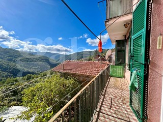 Quadrilocale in Vendita a Davagna, 24'500&euro;, 90 m²