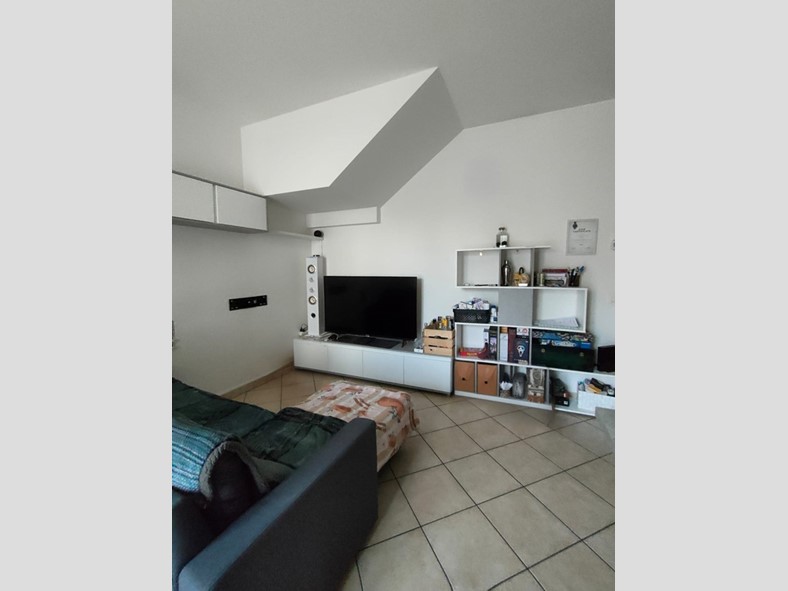 Villa bifamiliare in Vendita a Adria, 105'000€, 104 m²