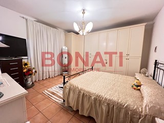 Trilocale in Vendita a La Spezia, zona Periferia Nord Ovest, 140'000€, 69 m², arredato