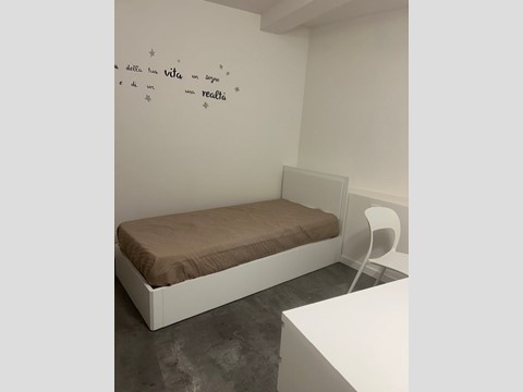 Stanza in Affitto a Trento, 470&euro;, 12 m², arredato
