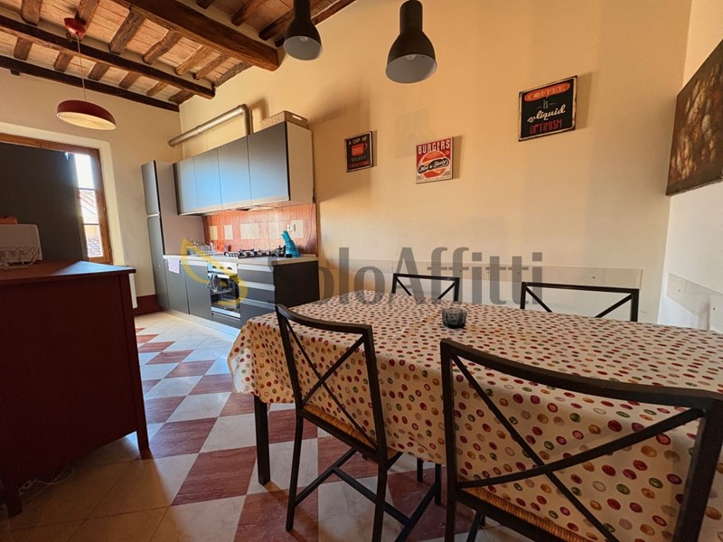 Stanza in Affitto a Siena, zona Centro storico, 420€, 100 m², arredato