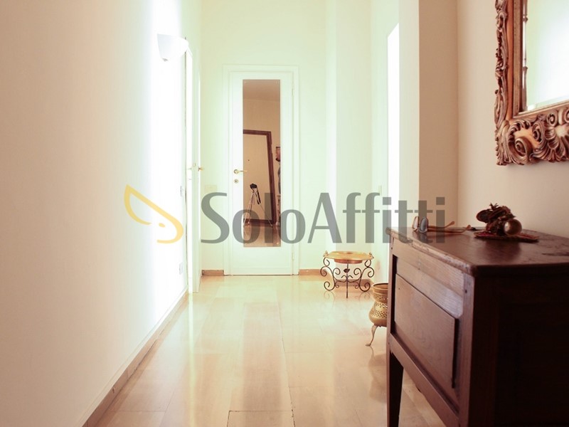 Trilocale in Affitto a Milano, zona Washington - Foppa, 1'350€, 90 m², arredato