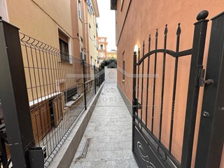 Quadrilocale in Vendita a Andora, zona Marina Di Andora, 259'000&euro;, 54 m², arredato