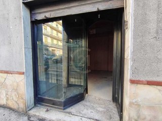 Immobile commerciale in Vendita a Catania, zona Barriera, 26'000&euro;, 46 m²
