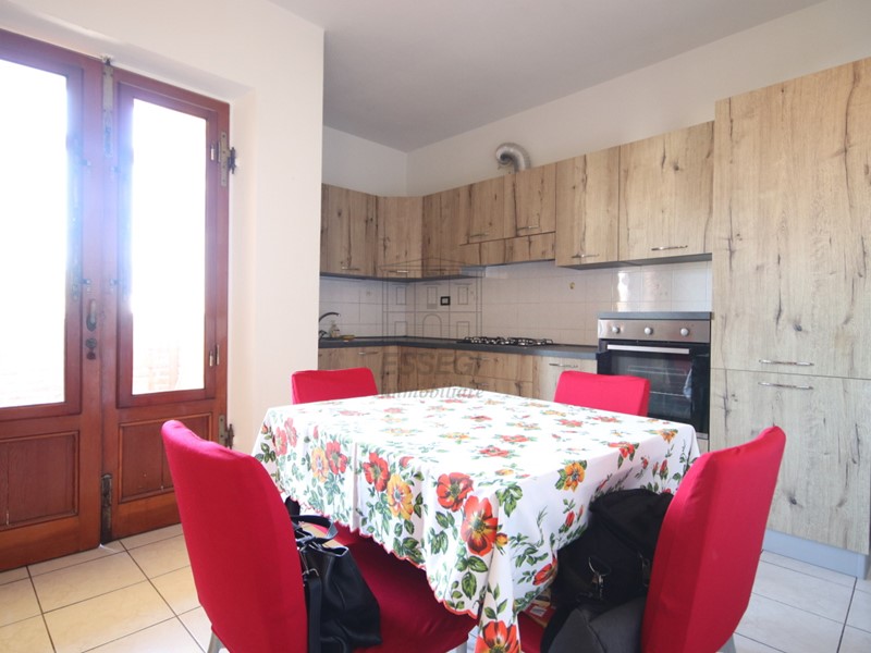 Appartamento in Affitto a Lucca, zona Nord, 750€, 120 m², arredato