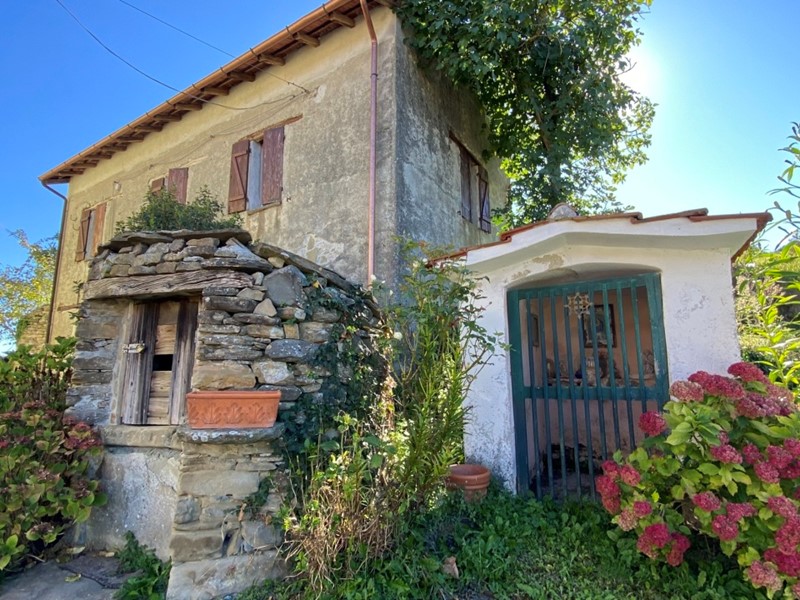 Casa Semi Indipendente in Vendita a Dego, 48'000€, 