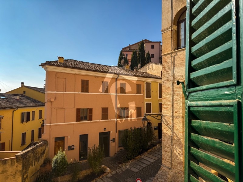 Trilocale in Vendita a Jesi, zona ZONA 1A, 59'000€, 68 m²