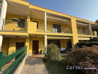 Villetta a schiera in Vendita a Erba, 360'000&euro;, 168 m²