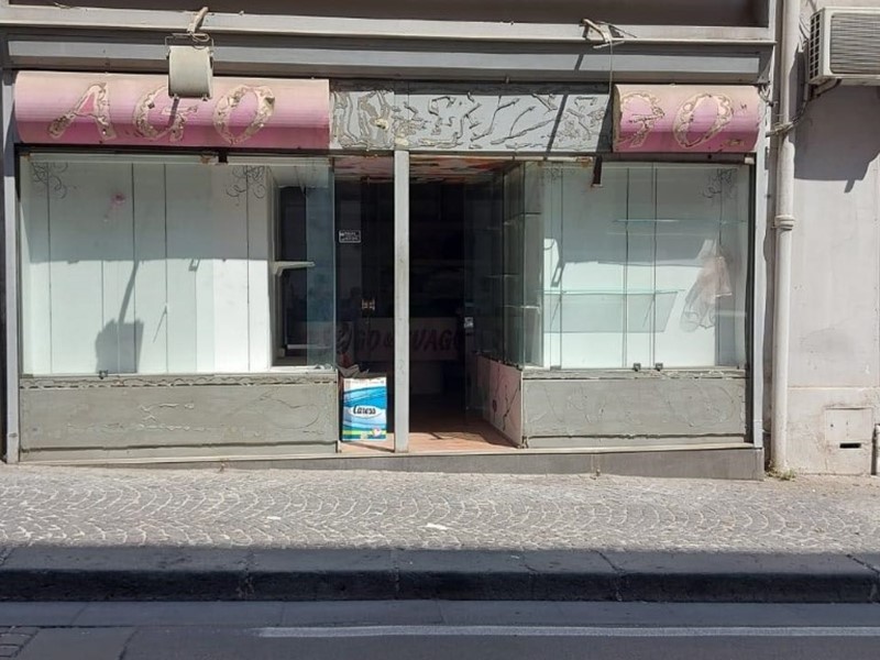 Negozio in Vendita a Torre Annunziata, 49'000&euro;, 40 m²