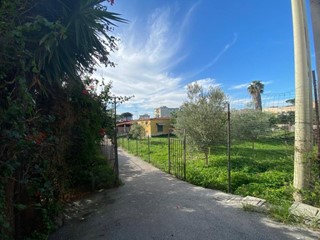Casa Semi Indipendente in Vendita a Torre Annunziata, 160'000&euro;, 75 m²