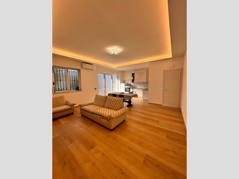 Trilocale in Vendita a Montegiorgio, 135'000&euro;, 80 m²