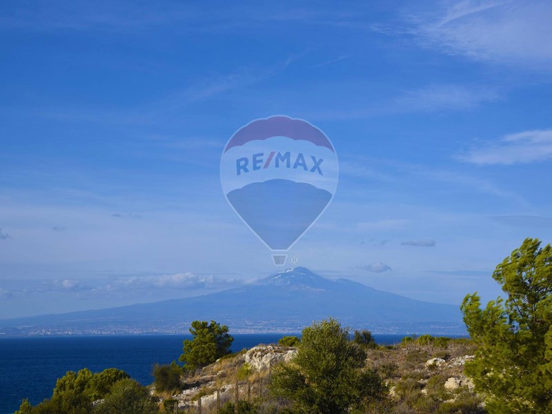 Terreno edificabile in Vendita a Augusta, 85'000€, 1028 m²