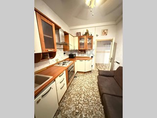 Trilocale in Vendita a Empoli, 138'000&euro;, 48 m²