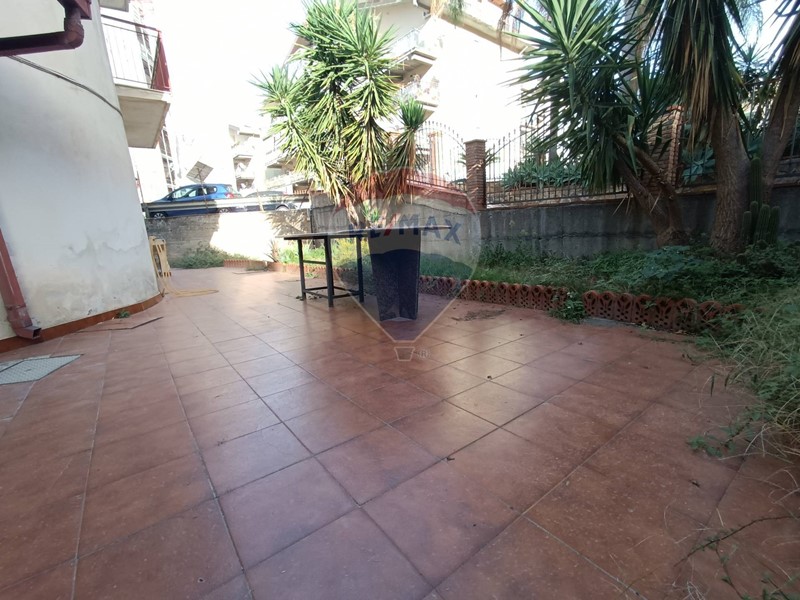 Casa Indipendente in Vendita a Santa Teresa di Riva, 115'000€, 120 m²