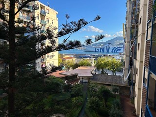 Quadrilocale in Vendita a Palermo, 210'000€, 110 m²