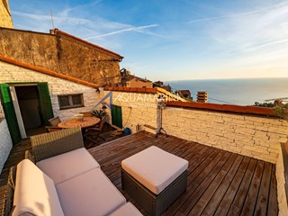 Appartamento in Vendita a Cipressa, 390'000&euro;, 115 m²