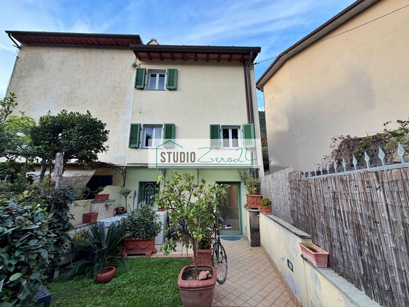Casa Semi Indipendente in Vendita a Pietrasanta, 270'000&euro;, 60 m²