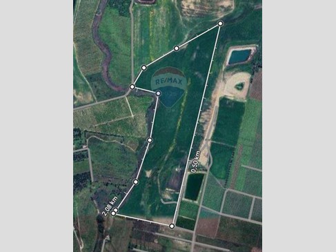 Terreno agricolo in Vendita a Paternò, 230'000€, 150000 m²