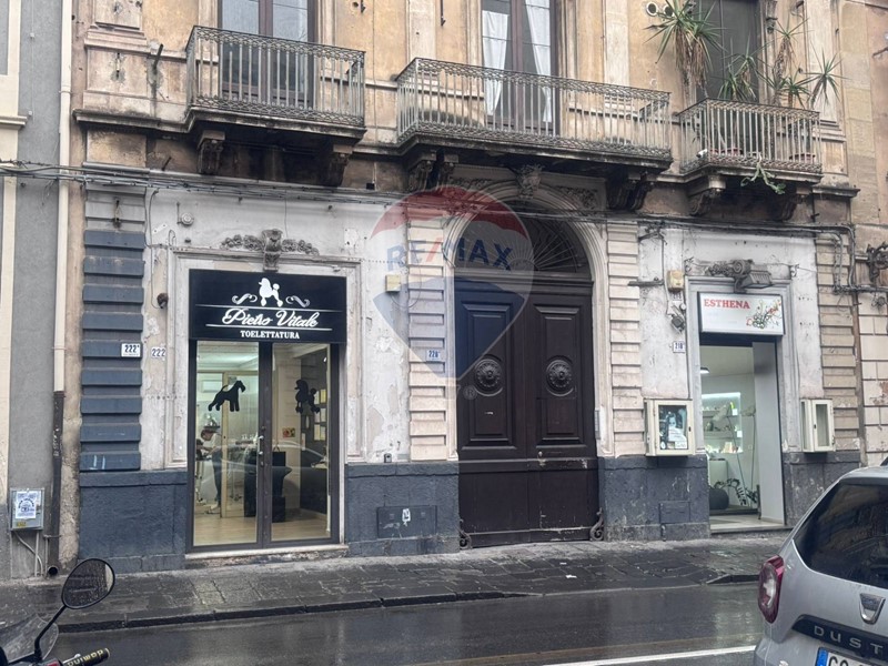Quadrilocale in Vendita a Catania, 220'000€, 82 m²