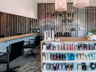 Attività commerciale in Vendita a Firenze, 70'000&euro;, 110 m²