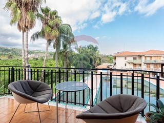 Quadrilocale in Vendita a Acireale, 175'000€, 100 m²