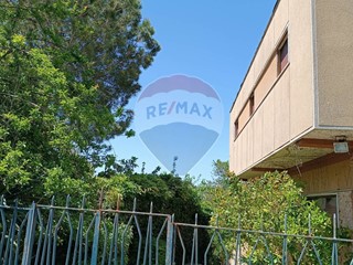Villa in Vendita a Enna, 125'000&euro;, 141 m²
