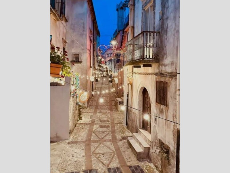 Rustico in Vendita a Vico del Gargano, 34'000&euro;, 166 m²