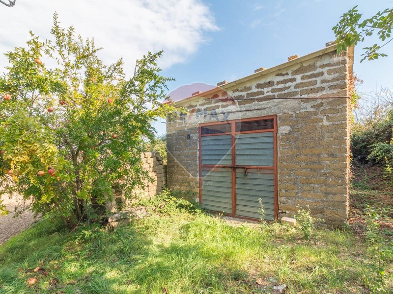 Terreno agricolo in Vendita a Ischia di Castro, 15'000&euro;, 5205 m²