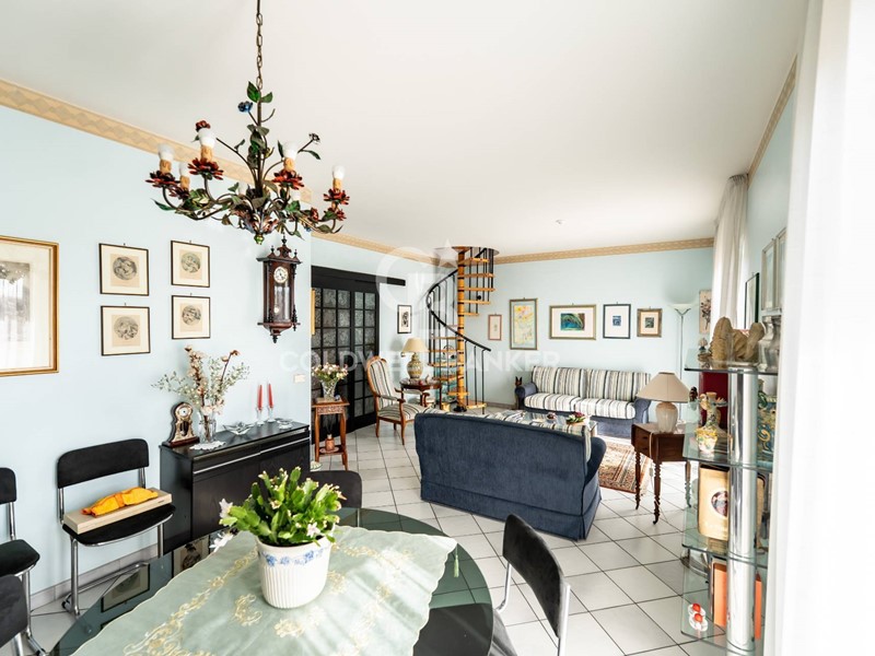 Appartamento in Vendita a Acireale, 265'000€, 180 m²