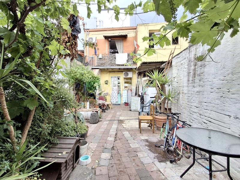 Casa Indipendente in Vendita a Catania, 99'000&euro;, 130 m²