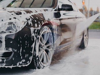 Attività commerciale in Vendita a Aci Castello, 148'000&euro;, 1800 m²