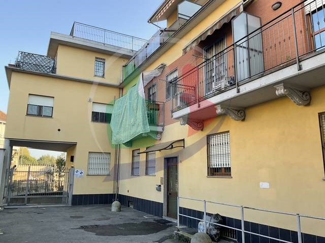 Bilocale in Vendita a Moncalieri, 90'000&euro;, 50 m²