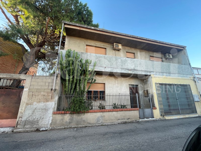 Casa Indipendente in Vendita a Terralba, 139'000€, 230 m²
