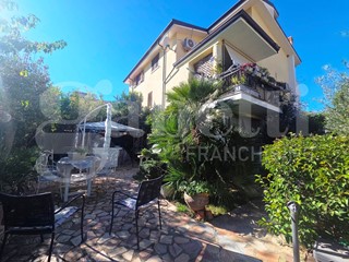 Bilocale in Affitto a Mendicino, 500&euro;, 60 m², arredato