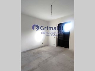 Trilocale in Vendita a Ficarazzi, 160'000€, 90 m²