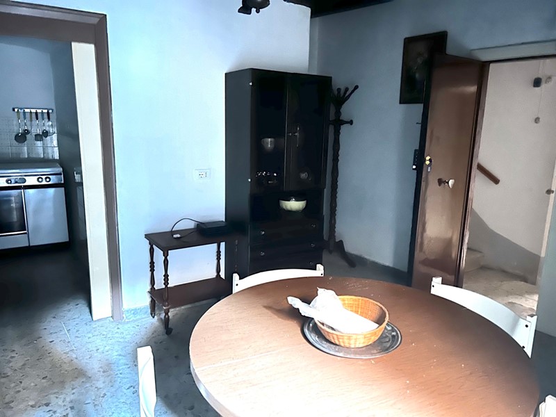 Bilocale in Vendita a Sonnino, 25'000&euro;, 61 m², arredato