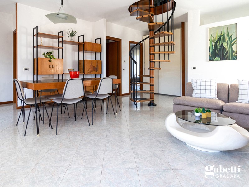 Trilocale in Vendita a Pesaro, 225'000€, 90 m²