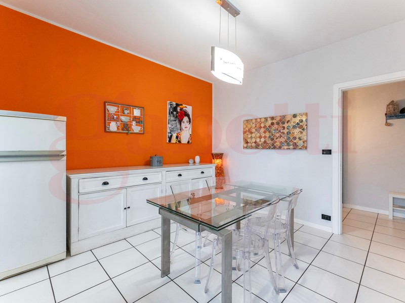 Trilocale in Vendita a Settimo Torinese, 140'000&euro;, 92 m²