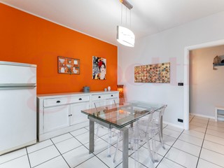Trilocale in Vendita a Settimo Torinese, 140'000&euro;, 92 m²