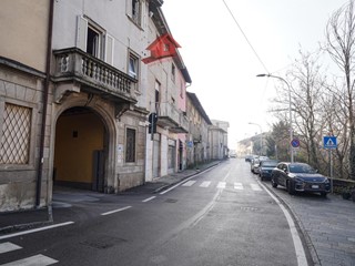 Trilocale in Vendita a Brembate, 75'000€, 125 m²