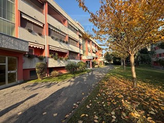 Ufficio in Vendita a San Donato Milanese, 98'000&euro;, 81 m²