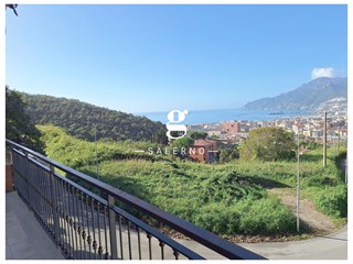 Trilocale in Vendita a Salerno, 380'000€, 123 m²