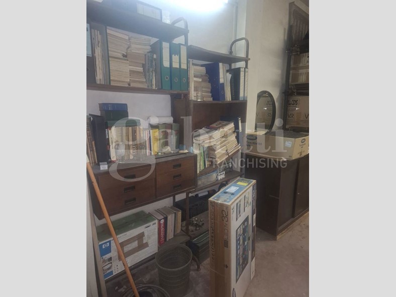 Box in Vendita a Siracusa, 30'000&euro;, 37 m²