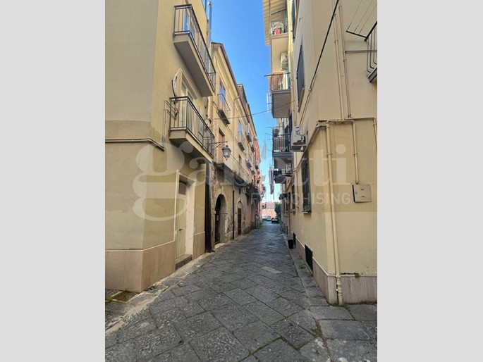 Quadrilocale in Vendita a Capua, 55'000&euro;, 100 m²