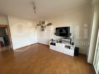 Appartamento in Vendita a Sanremo, 245'000&euro;, 82 m²