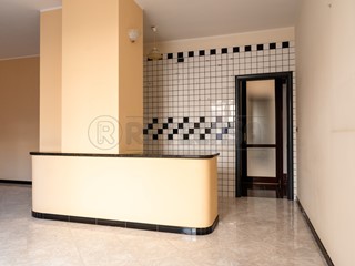 Appartamento in Vendita a Altamura, zona VIA FOSCOLO, 195'000&euro;, 135 m²