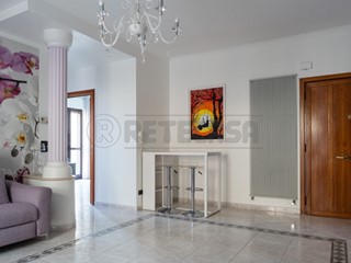 Appartamento in Vendita a Altamura, zona ZONA VIA CASSANO, 185'000&euro;, 115 m²