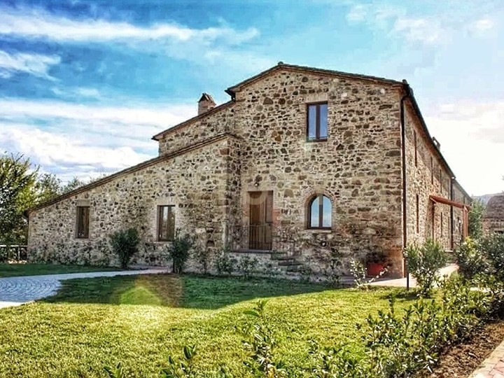 Casa Indipendente in Vendita a Montalcino, 5'900'000€, 500 m²